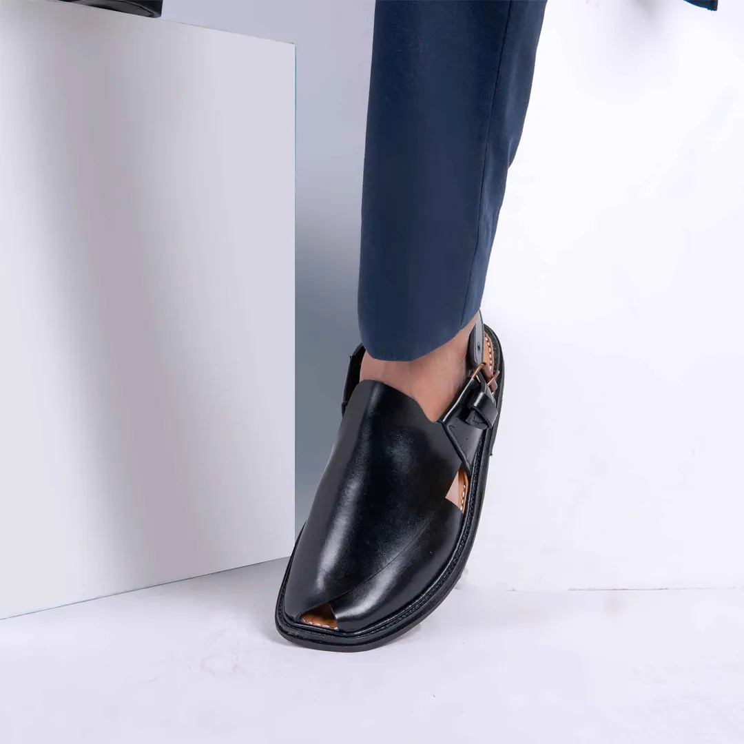 Pakhtun Wardrobe Signature Chappal Black