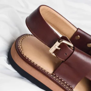 Premium Kaptaan Chappals Burgundy